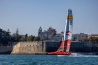 Buenas sensaciones en el primer día de entrenamiento del  Spain Sail Grand Prix | Andalucía - Cádiz